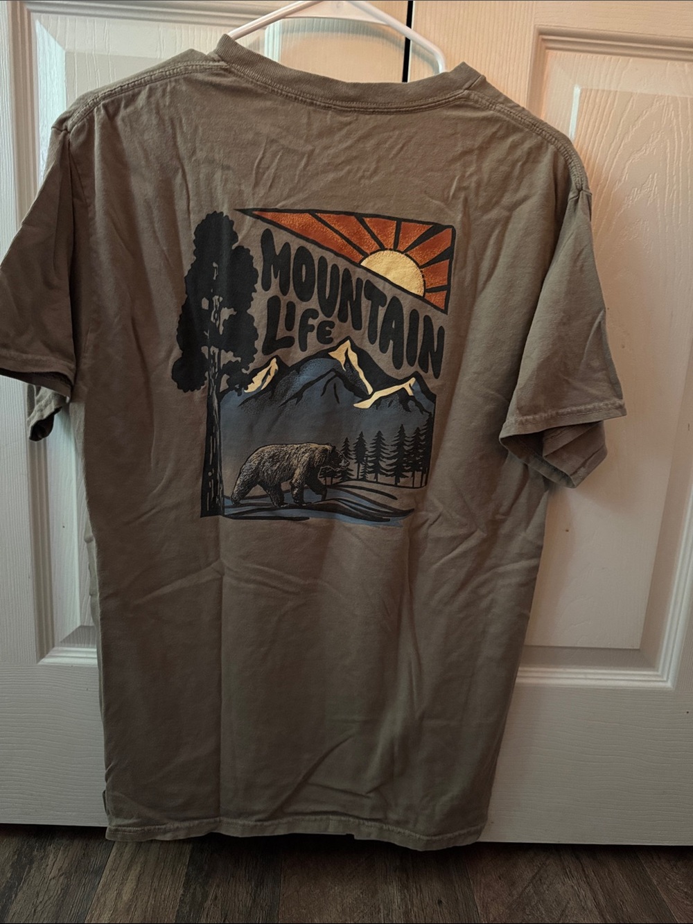 Gildan Unisex sequoia national park T-Shirt - Brown Medium
